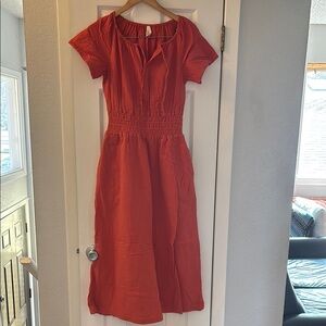 Elegant Red Midi Dress